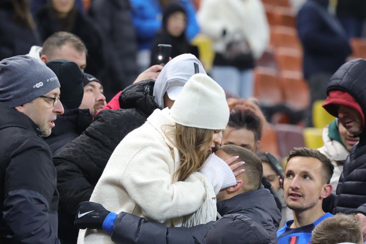 Antonia Salanta, iubita lui Daniel Bîrligea (24 de ani), a fost prezentă în tribunele Arenei Naționale pentru a-și susține partenerul în meciul cu FCSB - Sepsi, din runda #26 din Superliga