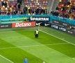 Nu s-a văzut la TV în FCSB - Sepsi 3-0 » Stewardul „l-a azvârlit” peste reclame