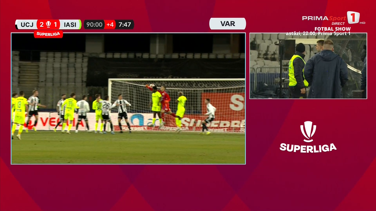 U Cluj - Poli Iași 2-2. Ioan Ovidiu Sabău explică de ce l-a schimbat la pauză pe Vladislav Blănuță și își strigă nemulțumirea: „NU ai voie!”