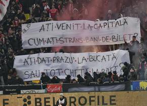 Duelul galeriilor în Dinamo - Craiova » Mesaje ironice afișate de suporteri: „Ați venit la capitală, cum ați strâns bani de bilet?”