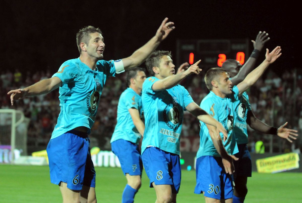 „Fără acele arestări, nu luam titlul!” » Campionul din 2009 revine cu dezvăluiri tari din culise. Ce s-a ales de Bucșaru + Peripețiile lui cu „greii” din fotbal: „Știți ce mi-a făcut Porumboiu?”