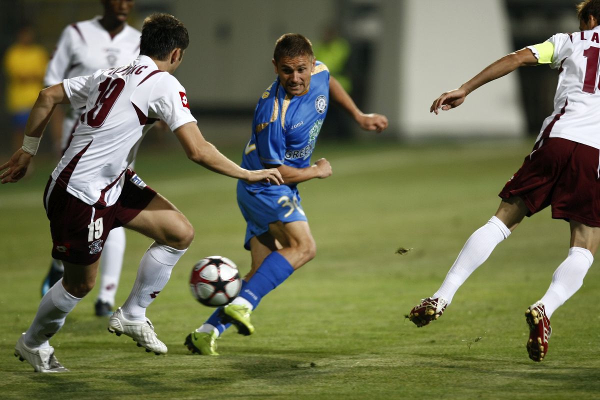 „Fără acele arestări, nu luam titlul!” » Campionul din 2009 revine cu dezvăluiri tari din culise. Ce s-a ales de Bucșaru + Peripețiile lui cu „greii” din fotbal: „Știți ce mi-a făcut Porumboiu?”