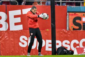 Dinamo - Universitatea Craiova, orgolii maxime pentru locul 1 » Echipele de start