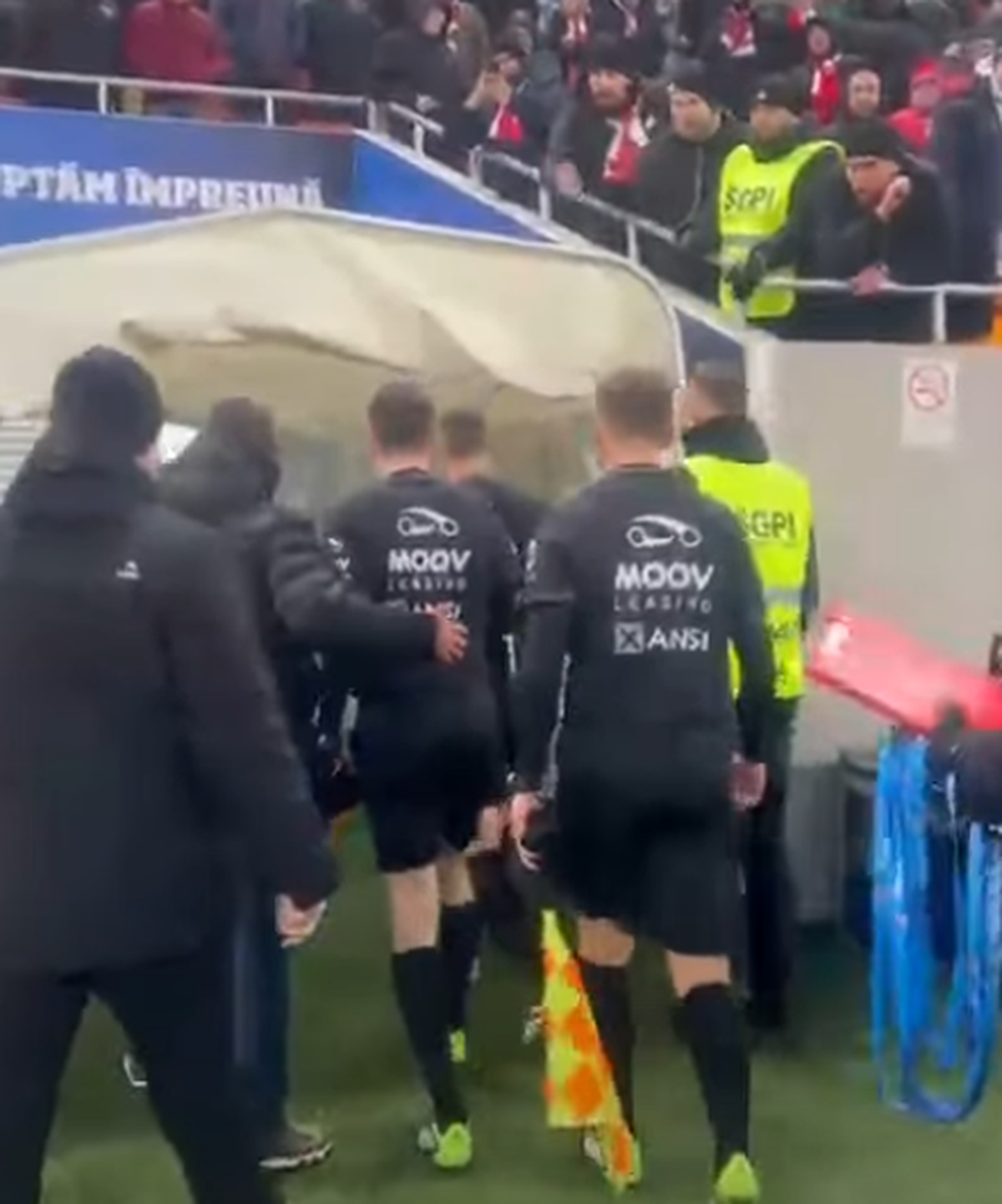 Ce amendă a primit Dinamo pentru incidentele de la derby-ul cu Universitatea Craiova: nici oltenii nu au scăpat