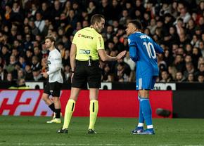 Kylian Mbappe s-a înfuriat după meciul de la Valencia: „De ce nu vrei să-mi vorbești? Sunteți niște măscărici!”