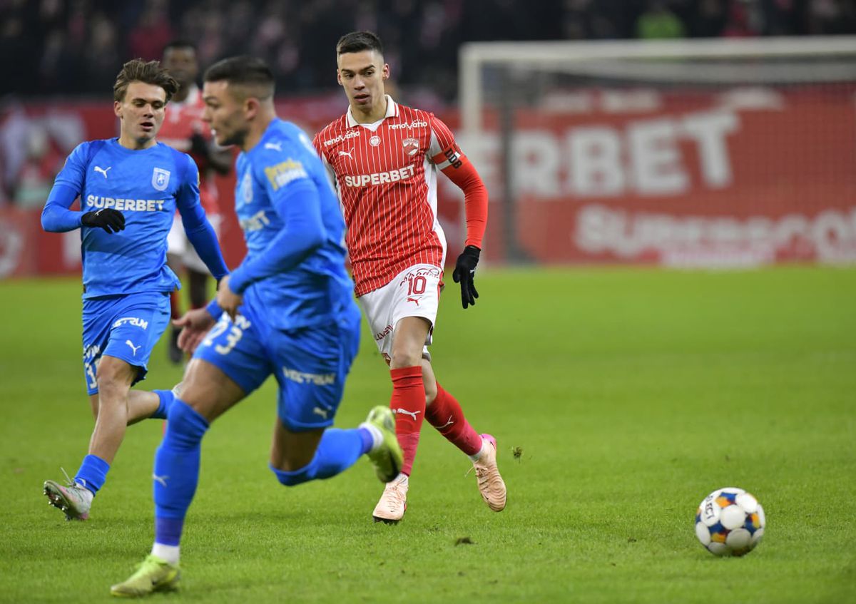 Andrei Nicolescu nu l-a iertat după Dinamo - Craiova: „Neinspirat, nu înțeleg de ce se complică!” » Laude pentru un adversar: „Un talent incredibil”