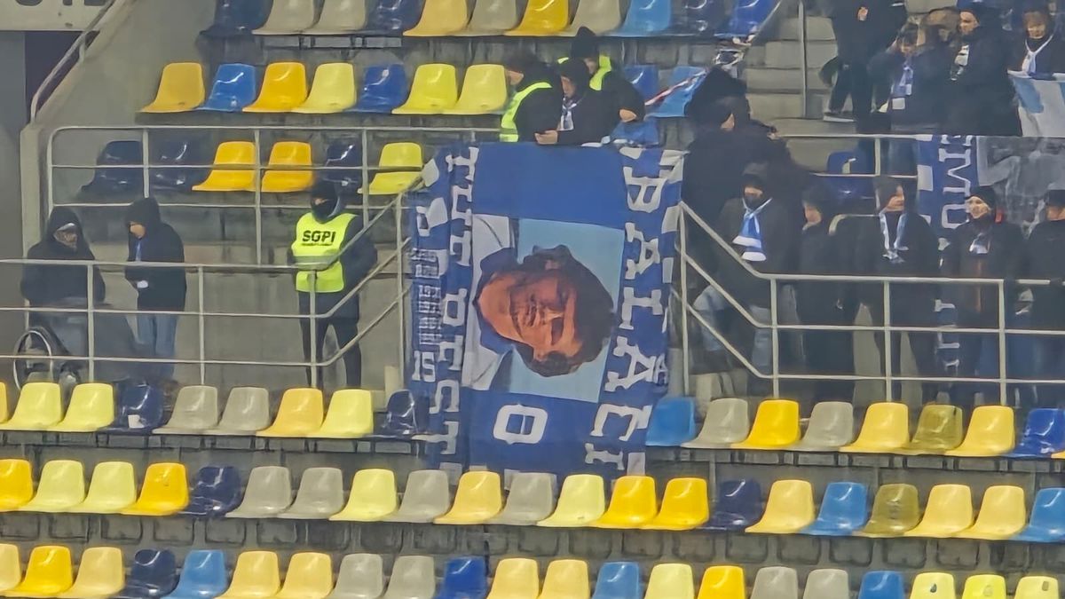 Mesajele afișate de suporteri la Dinamo - Universitatea Craiova, etapa 26 din Superliga