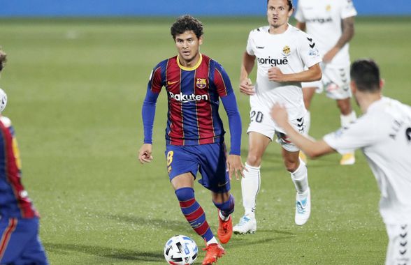 Lucas de Vega, fotbalist cu meci la Barcelona în 2022, a semnat și va lupta la play-off în Superliga