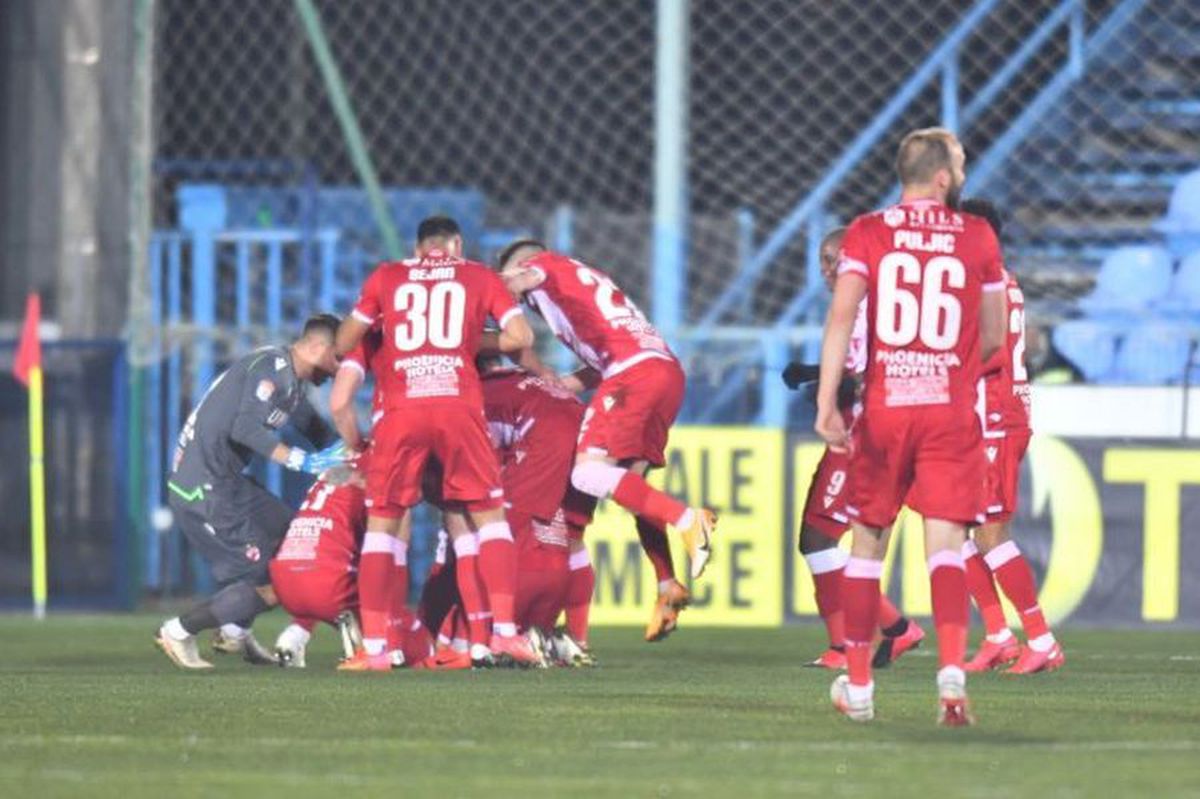 Doi fotbaliști de la Dinamo, făcuți praf după remiza de la Voluntari: „Seamănă cu morsele din Antarctica”