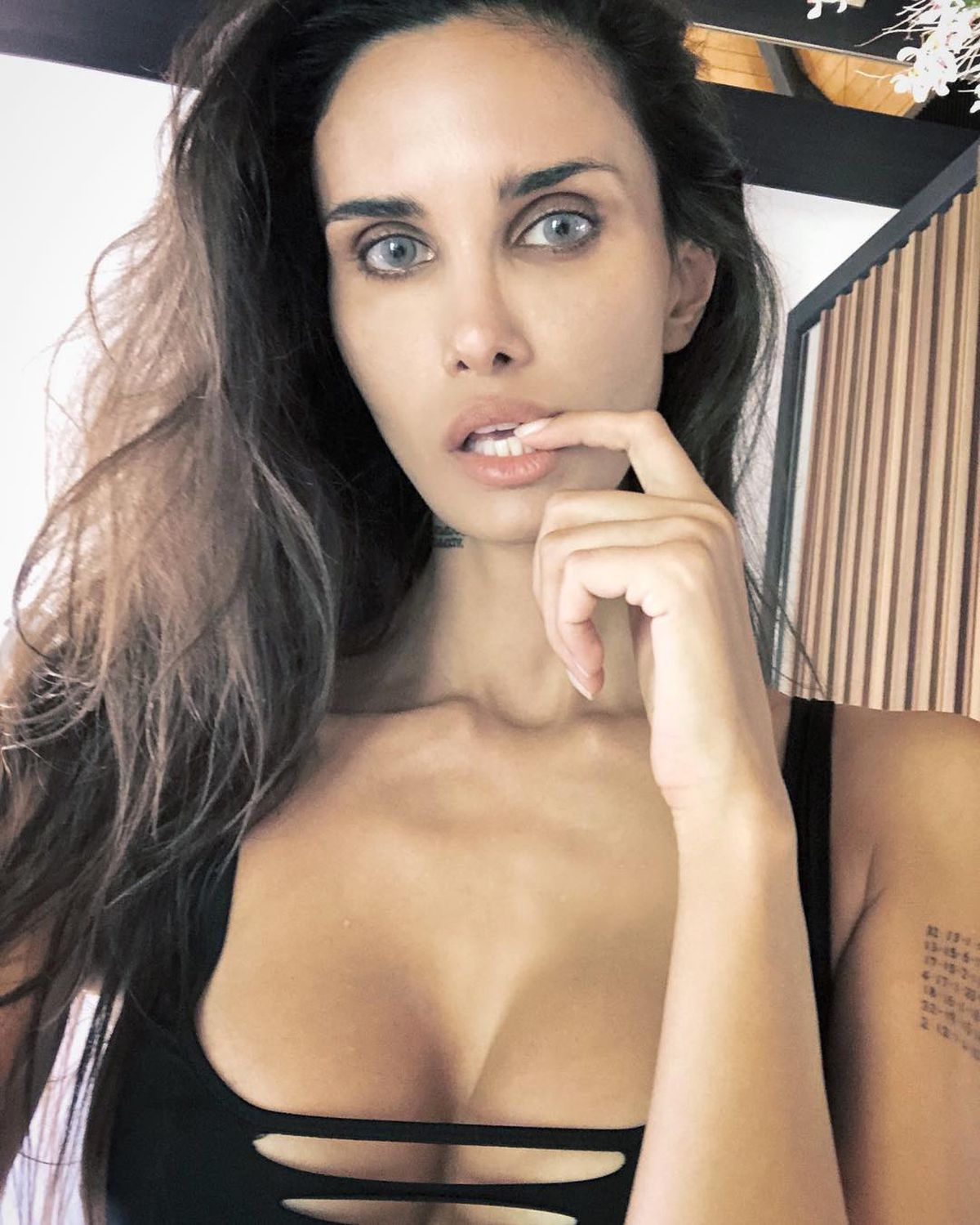 A înghițit 40 de pastile după ce l-a prins pe fotbalist cu amanta: „Al doilea glonț pe care i-l oferi cuiva care nu te-a nimerit!”