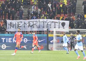Peluza Nord, ultimatum pentru jucătorii de la FCSB: „Asta să facă domnul Tănase și cei care se simt cu musca pe căciulă”