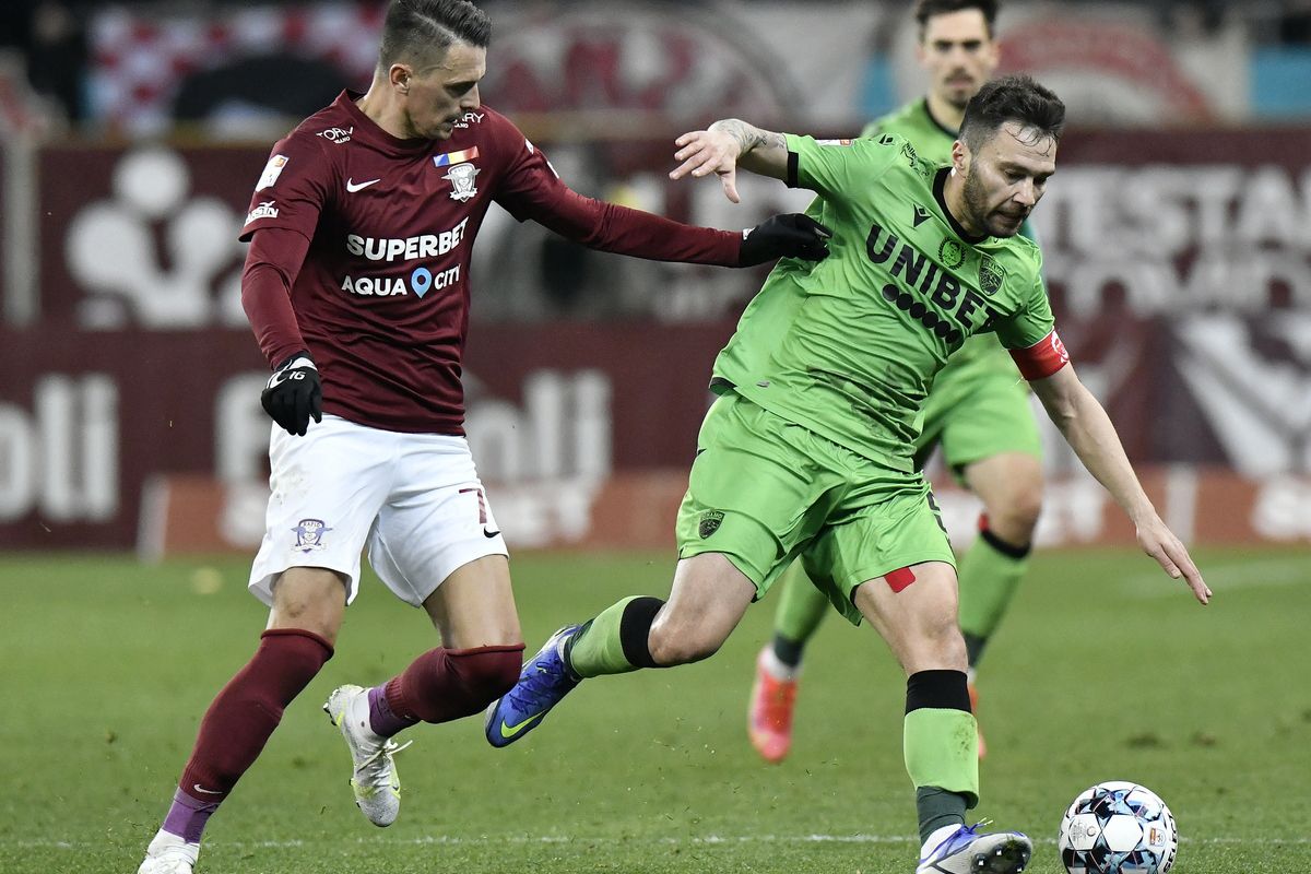 Un arbitru care a făcut praf recent un joc din Liga 1 a fost delegat în brigada care va conduce derby-ul Rapid - Dinamo! » De ce îl protejează Kyros Vassaras