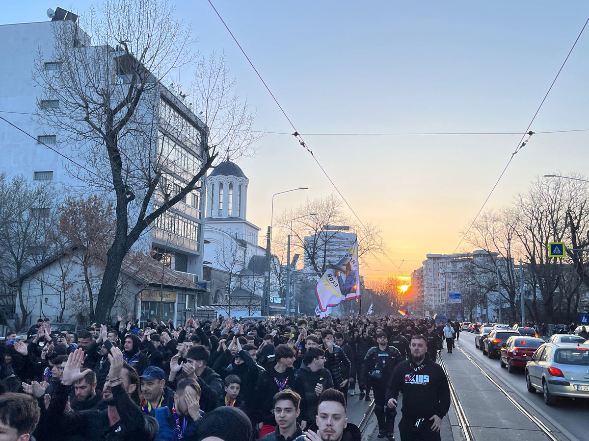 Galeria celor de la FCSB, corteo în drumul spre Arena Națională pentru derby-ul cu Rapid