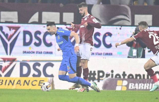 Fază confuză la Rapid - FCSB! Nimeni n-a înțeles ce a făcut Hațegan » A sancționat un moment de fair play!