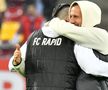 Cristian Săpunaru (39 de ani) și Vlad Chiricheș (34 de ani) au oferit un moment special înaintea derby-ului Rapid - FCSB, programat astăzi, de la ora 20:00, pe Arena Națională.