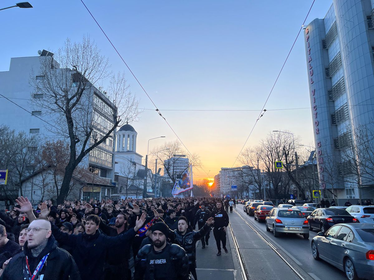 Galeria celor de la FCSB, corteo în drumul spre Arena Națională pentru derby-ul cu Rapid