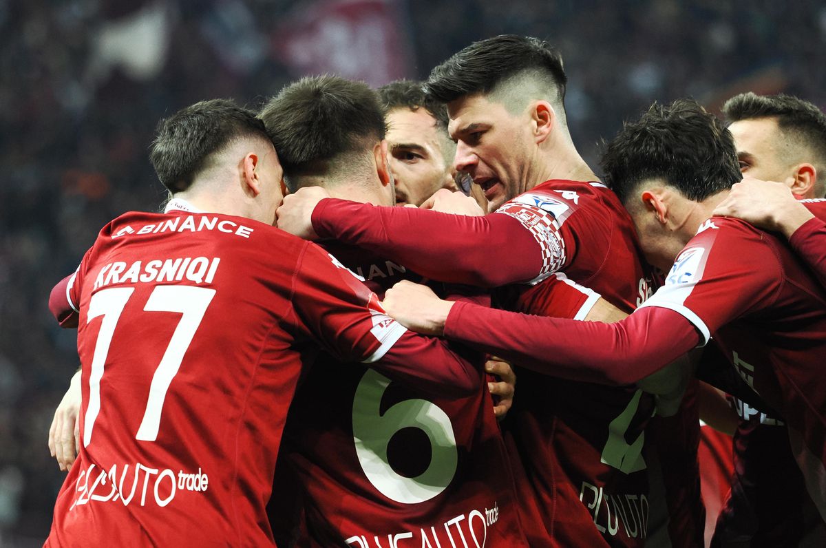 „Hai, mă!” » Imagini FABULOASE cu Dan Șucu și Victor Angelescu înainte de Rapid - FCSB 4-0