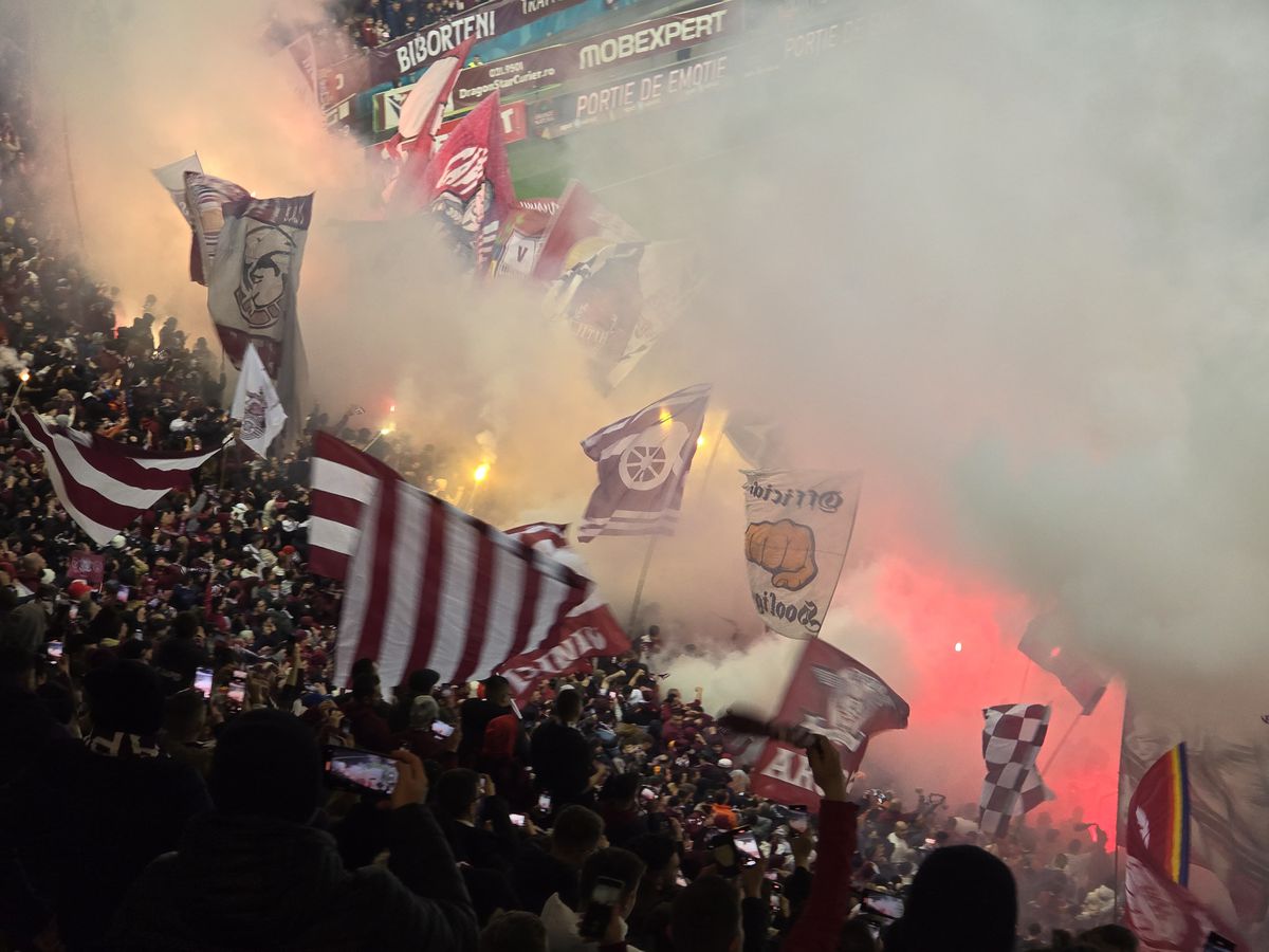 Au curs amenzile la Rapid - FCSB! Jandarmeria a interzis zece ultrași pe stadioanele din România