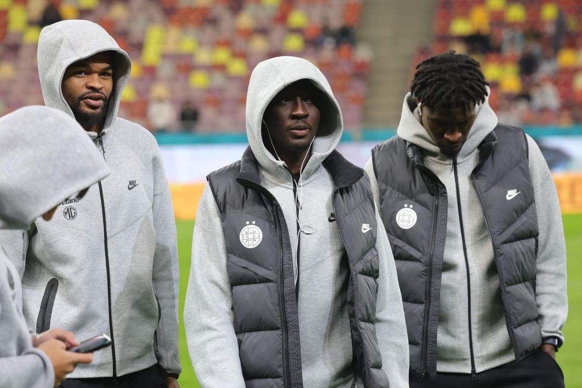 FCSB - Craiova, imagini din stadion înainte de meci