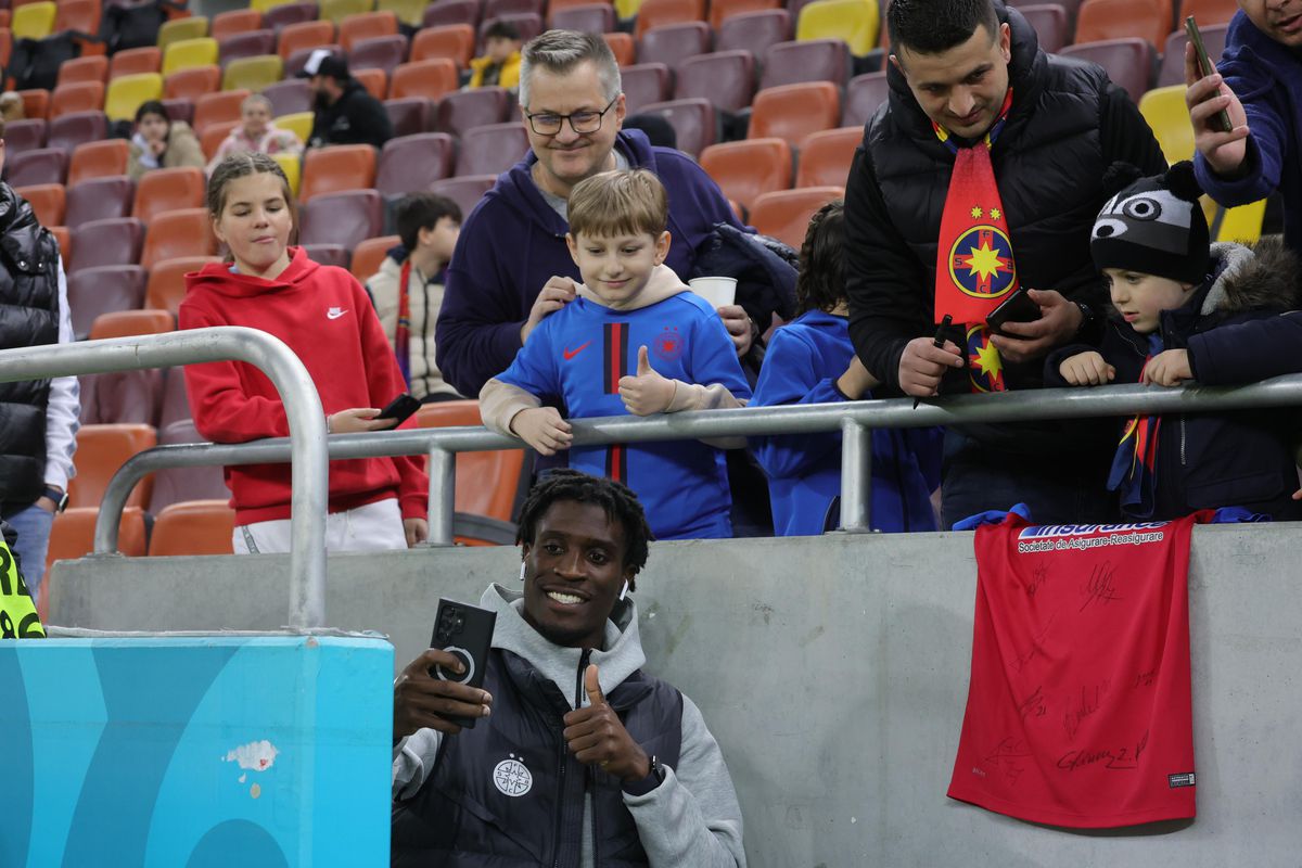 FCSB - Craiova, imagini din stadion înainte de meci