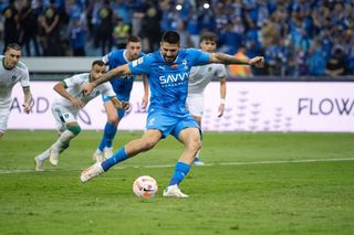 Aleksandar Mitrovic a fost internat de urgență din cauza unor probleme la inimă