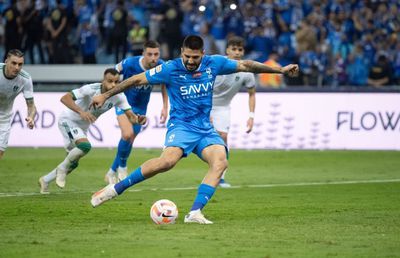 Aleksandar Mitrovic a fost internat de urgență din cauza unor probleme la inimă