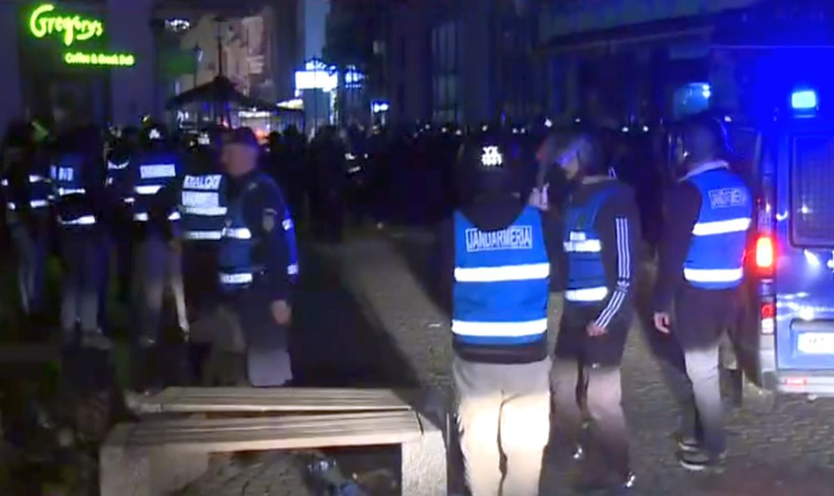 Fake news după respingerea lui Călin Georgescu! Jandarmeria avertizează cu privire la clipul viral de pe TikTok » Galeria FCSB, acuzată că a instigat: ce spun Becali și Mustață