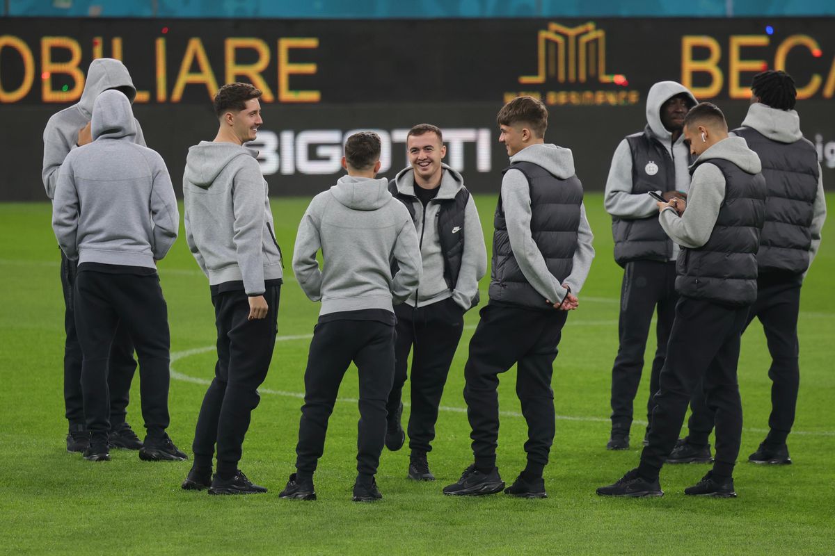 FCSB - Craiova, imagini din stadion înainte de meci