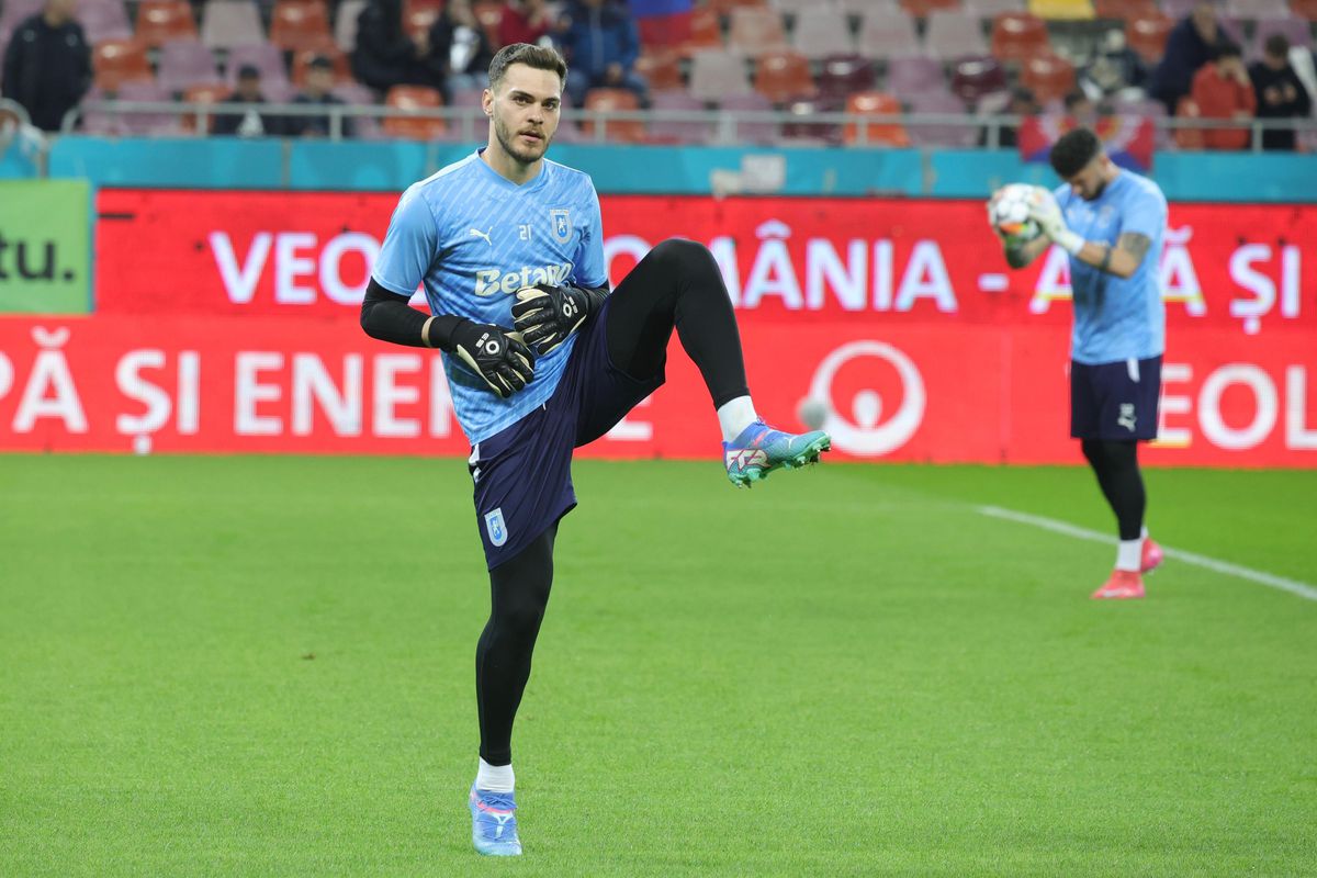 FCSB - Craiova, imagini din stadion înainte de meci