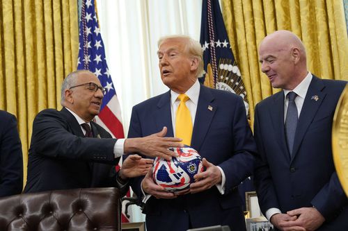 Donald Trump, alături de Gianni Infantino, președintele FIFA/ FOTO Imago Images