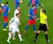 FCSB - Craiova 1-0. Ngezana ar fi trebuit eliminat încă din prima repriză, spre disperarea lui Cârțu » Reacție suburbană a olteanului