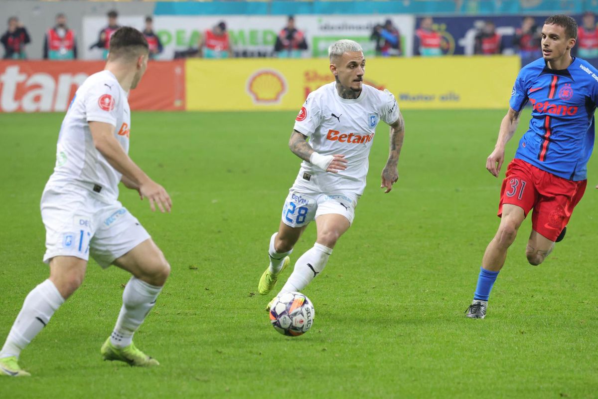 FCSB - Craiova, imagini din repriza a doua