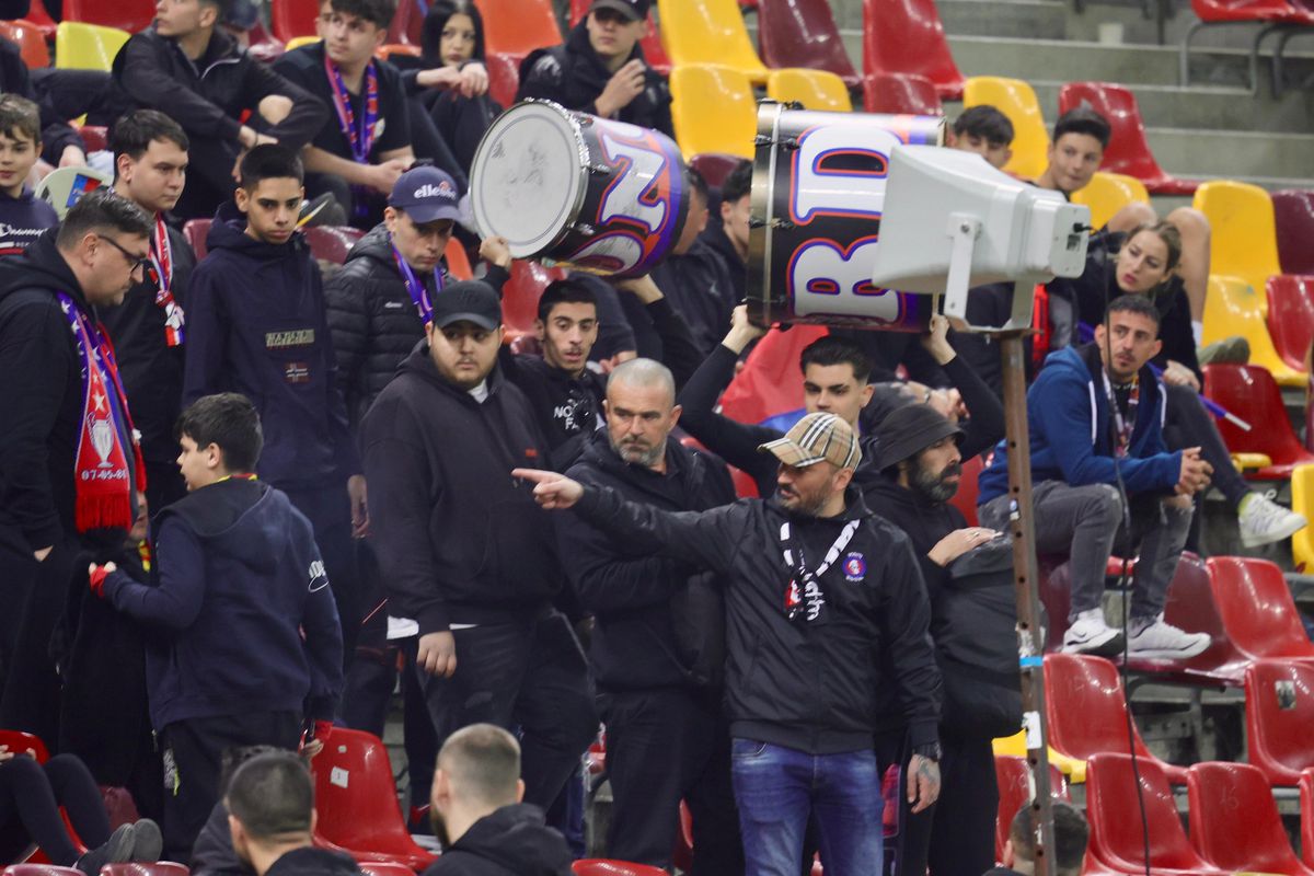 FCSB - Craiova, imagini din stadion înainte de meci