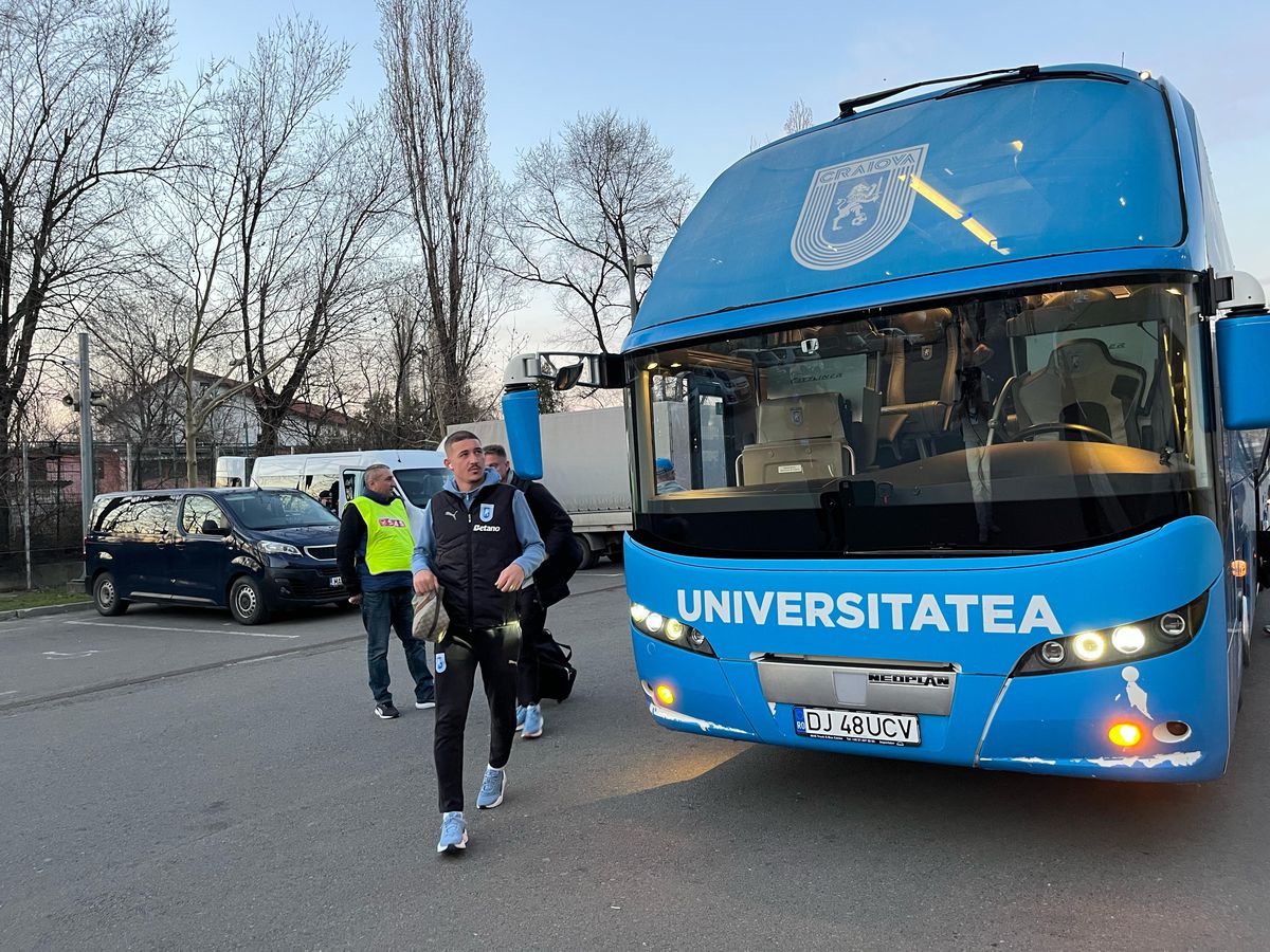 FCSB - Craiova, înainte de meci