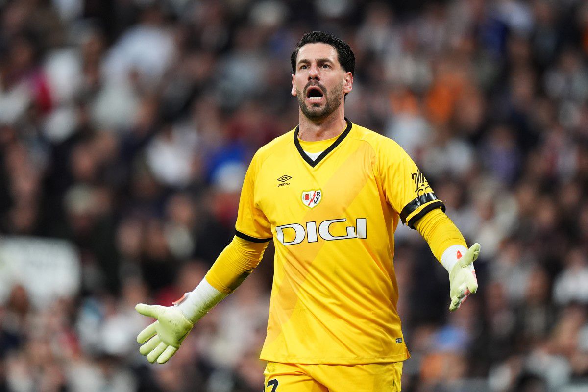 Real Madrid - Rayo Vallecano 2-1 » Mbappe și Vinicius au egalat-o pe Barcelona. Cum s-a descurcat Rațiu în examenul de pe „Bernabeu”