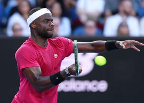 Moment uluitor la Indian Wells! De ce a fost întârziată partida lui Frances Tiafoe