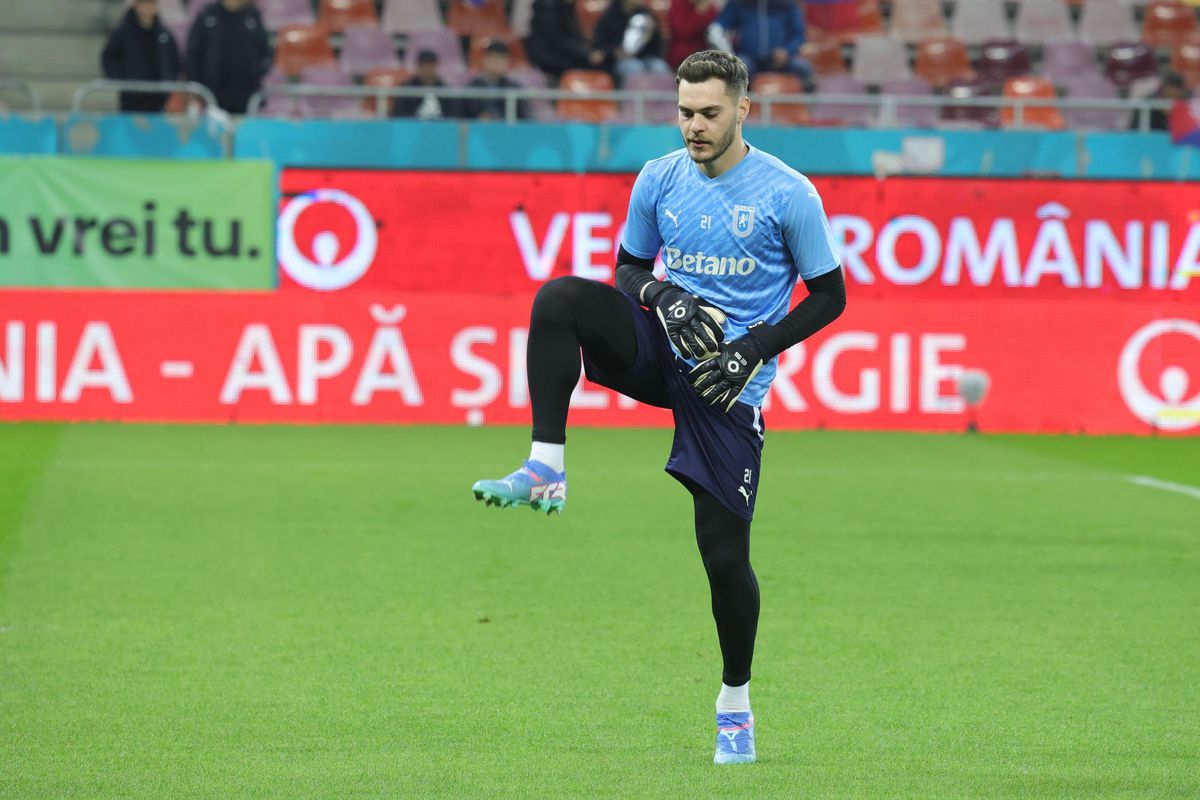 FCSB - Craiova, imagini din stadion înainte de meci