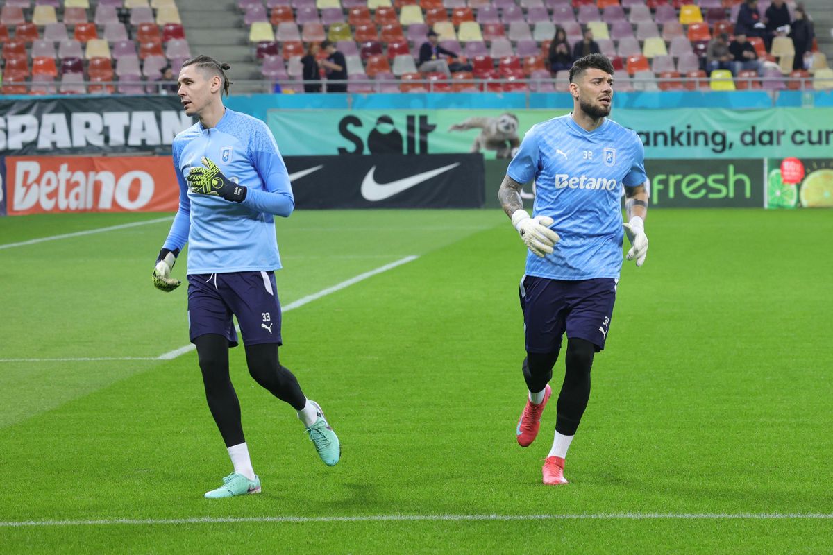 FCSB - Craiova, imagini din stadion înainte de meci