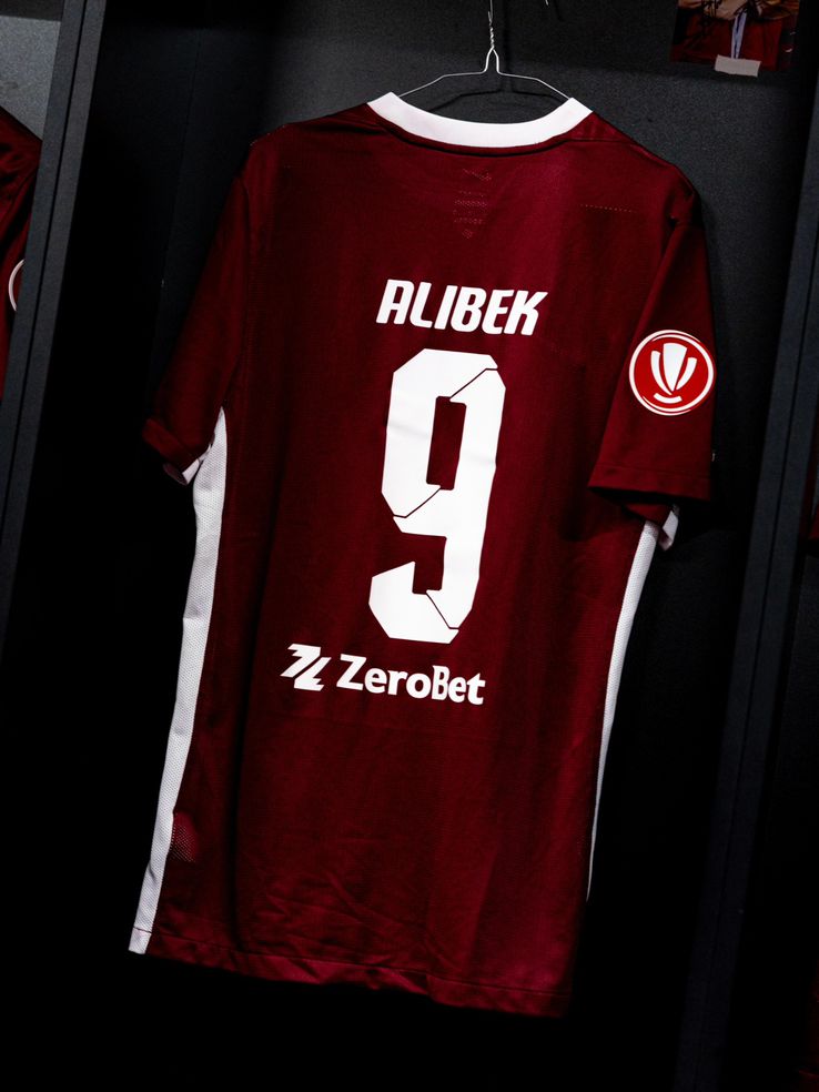 CFR Cluj - Dinamo, imagini înaintea partidei din Gruia, etapa 30 // FOTO: Facebook @Fotbal Club CFR 1907 CLUJ﻿