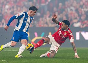 Golul care face înconjurul lumii » Puștiul de 17 ani i-a „rupt coloana” lui Otamendi în Benfica - Porto!