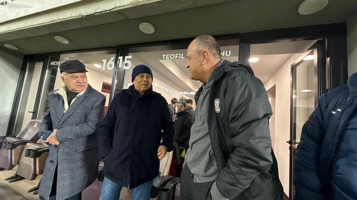 Rapid - Universitatea Craiova, derby în etapa 30 din Superligă