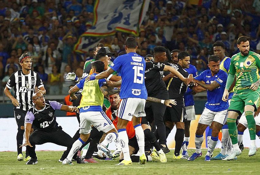 Bătaia din Cruzeiro - Atletico Mineiro