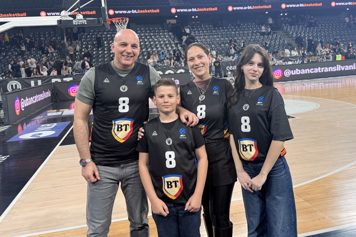 „GSP? Cumpăram pe vremuri teancuri de ziare” » După 20 de ani, primul străin din istoria clubului a asistat la U-BT – Steaua Roșie: „Îmi doresc din suflet să ajungă în Euroligă”