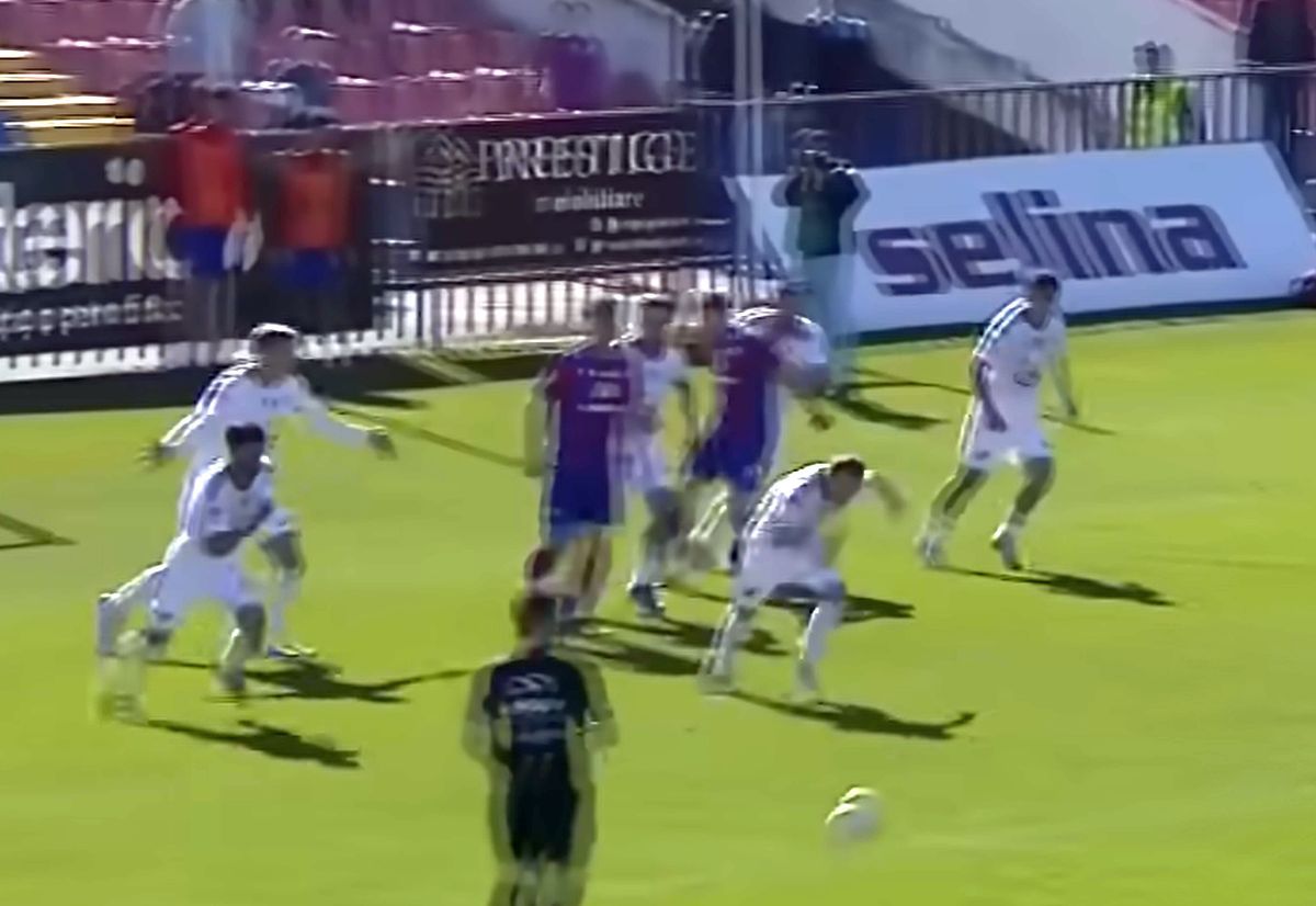 Penalty-ul primit de Bihor cu Sepsi