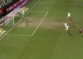 Doi fotbaliști de la CFR Cluj au făcut șah-mat apărarea lui Dinamo » Execuție superbă de la marginea careului