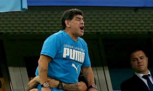 Maradona a recunoscut că este dependent de droguri