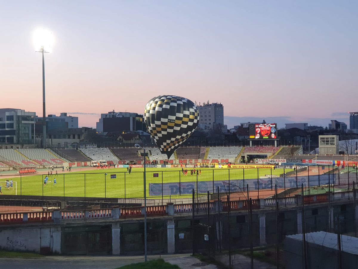 „The Rise”, eveniment Dinamo - Clinceni: Balon cu aer cald în Ștefan cel Mare