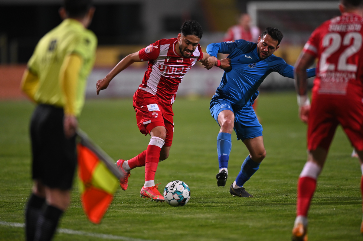 Cornel Dinu, furios! Acuză un șef de la Dinamo: „Transferă o morsă și o alpaca pentru comisioane!” + cere un fost jucător în conducere