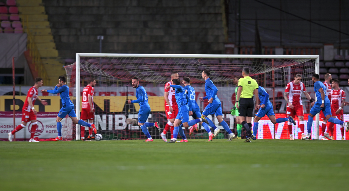 O nouă pagină neagră din istoria lui Dinamo: gol direct din corner! „Câinii” au terminat sezonul regular pe loc de baraj