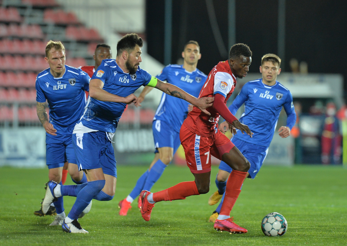 Marius Croitoru, enervat după ce a fost întrebat de meciurile cu FCSB: „Numai niște oameni proști se pot gândi la asta”